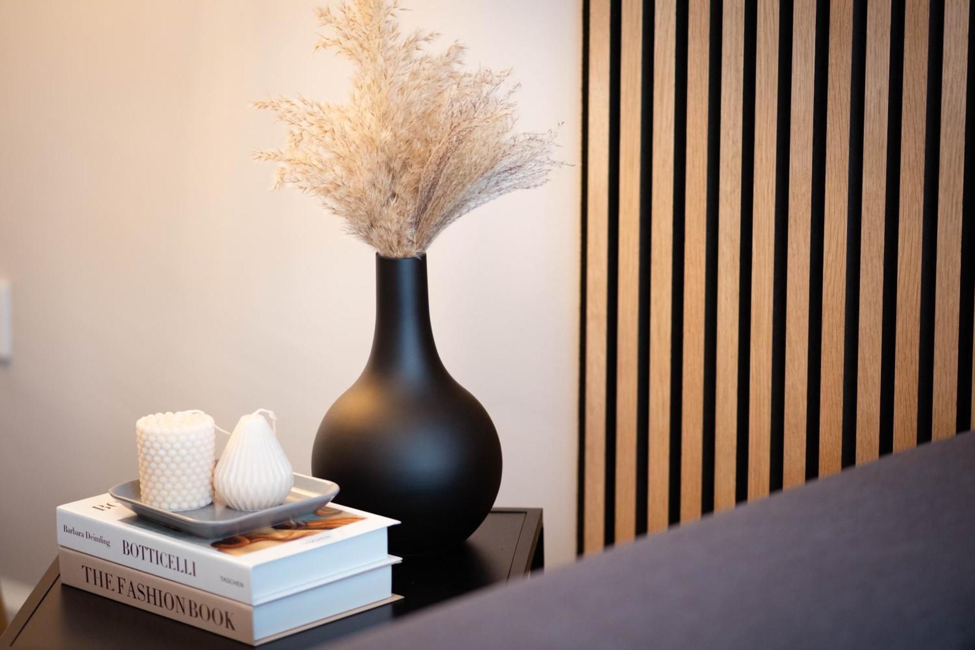 Apartment Tanic Deluxe Garden Industrial Fair